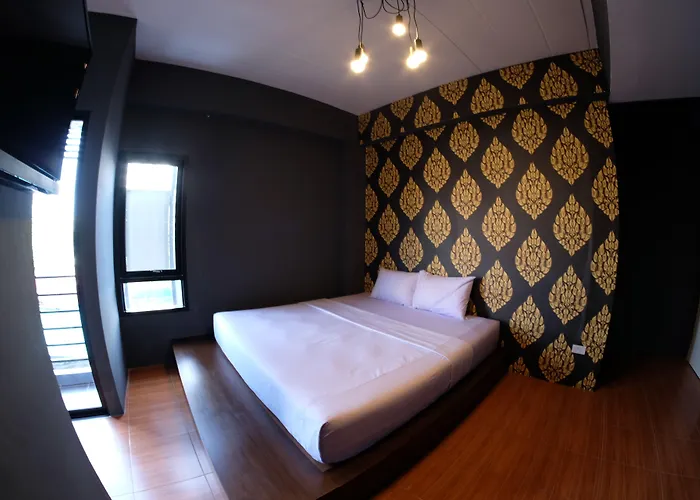 Hide Hostel