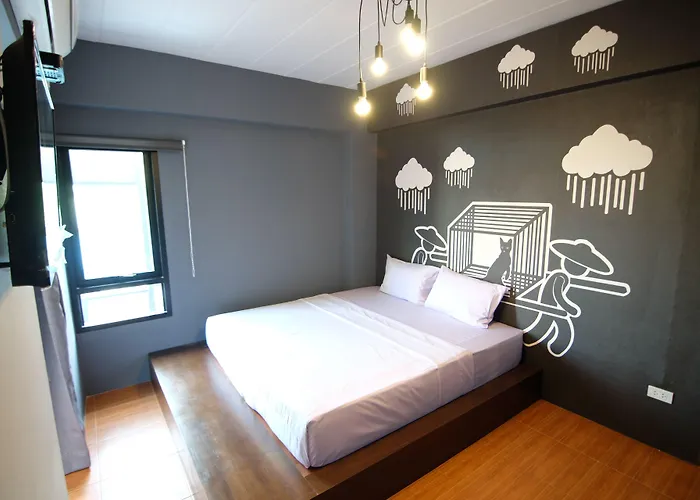 Hostel Hide