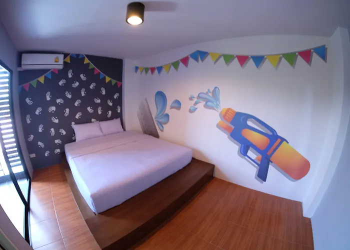 Hostel Hide