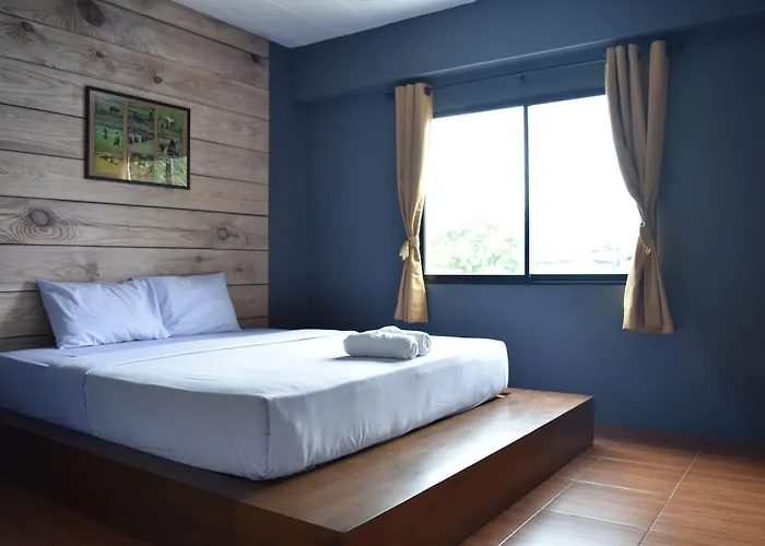 Hostel Hide *
