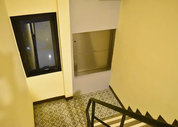 Hostel Hide